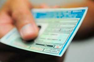 Implicações de uma CNH cassada e como reverter a situação